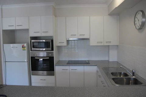 Grangewood Court Apartments - Tourism Adelaide 3