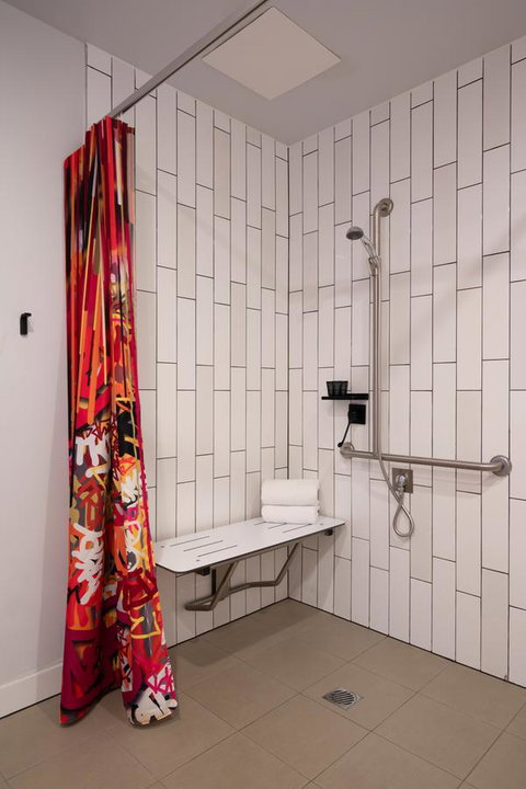 The Constance Fortitude Valley - Tourism Adelaide 1