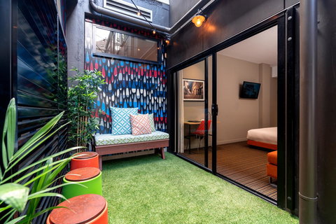 The Constance Fortitude Valley - Tourism Adelaide 11