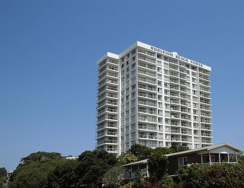 Burleigh Beach Tower - Tourism Adelaide 4