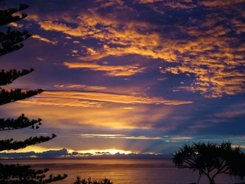 Burleigh Beach Tower - Tourism Adelaide 13