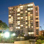 Burleigh Beach Tower - Tourism Adelaide 16
