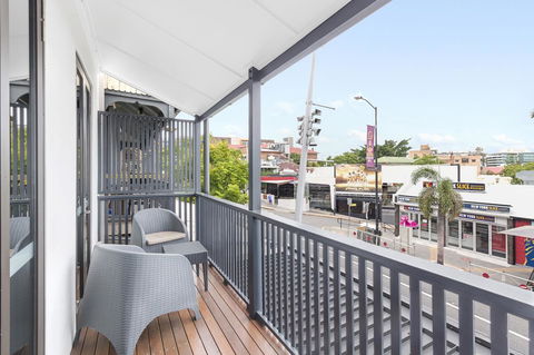 The Beetson Hotel -formerly Gambaro Hotel - Tourism Adelaide 25