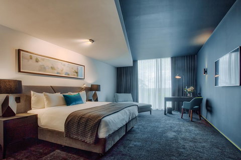 Eatons Hill Hotel - Tourism Adelaide 22