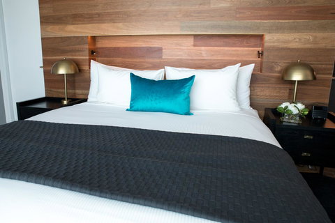 Eatons Hill Hotel - Tourism Adelaide 33