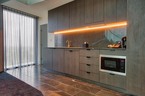 Eatons Hill Hotel - Tourism Adelaide 16