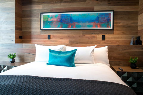 Eatons Hill Hotel - Tourism Adelaide 25