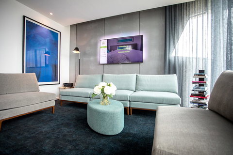 Eatons Hill Hotel - Tourism Adelaide 32