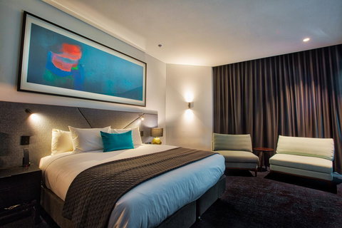 Eatons Hill Hotel - Tourism Adelaide 12