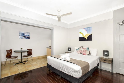 City Palms Brisbane - Tourism Adelaide 10