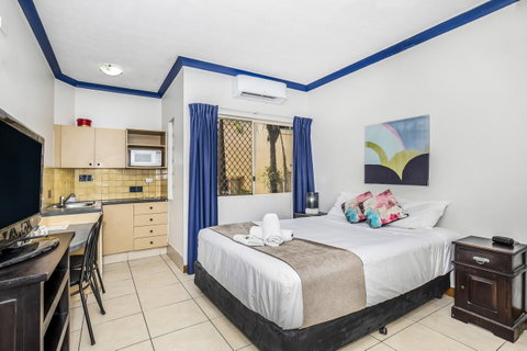 City Palms Brisbane - Tourism Adelaide 7