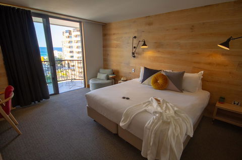 The Island Gold Coast - Tourism Adelaide 20