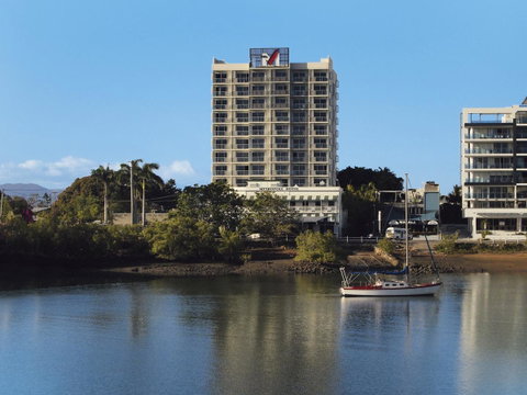 Oaks Townsville Metropole Hotel - Tourism Adelaide 4