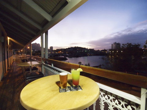 Oaks Townsville Metropole Hotel - Tourism Adelaide 7