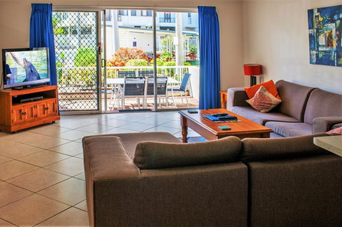 Key Largo Holiday Apartments - Tourism Adelaide 24
