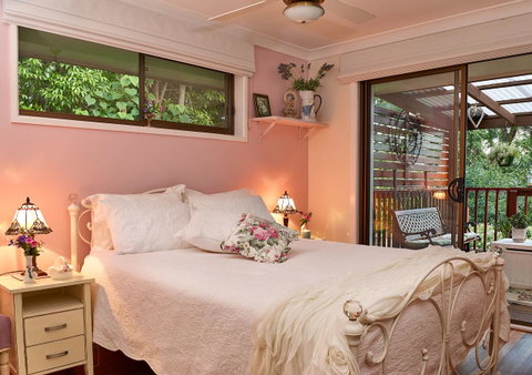 Manitzky Magic -B&B Home With Heart - Tourism Adelaide 0