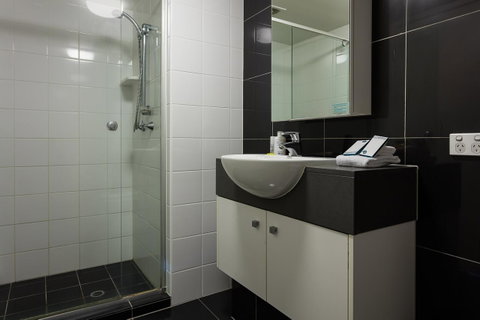 Oxygen Apartments - Tourism Adelaide 5