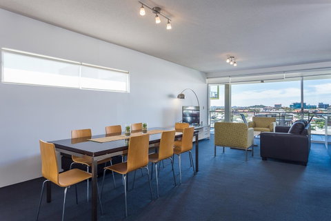 Oxygen Apartments - Tourism Adelaide 6