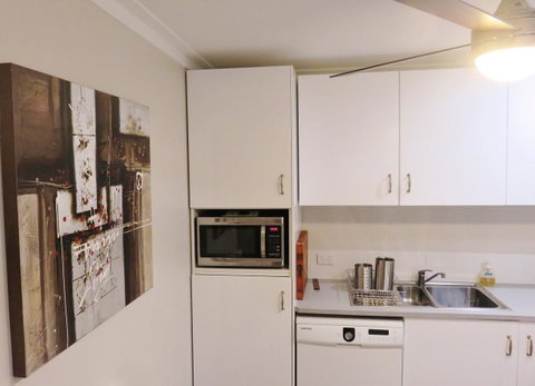 Shasta Place - Tourism Adelaide 21
