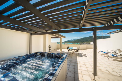 Portside Whitsunday Luxury Holiday Apartments - Tourism Adelaide 9