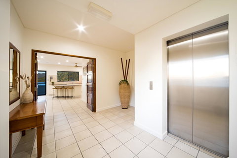 Portside Whitsunday Luxury Holiday Apartments - Tourism Adelaide 27