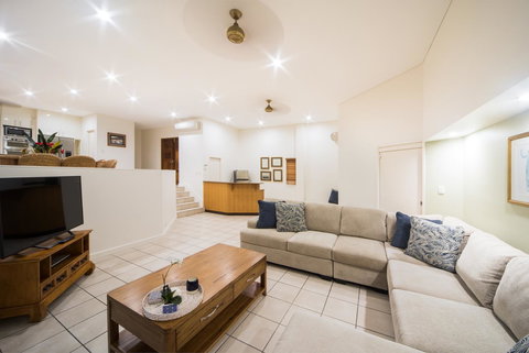 Portside Whitsunday Luxury Holiday Apartments - Tourism Adelaide 26