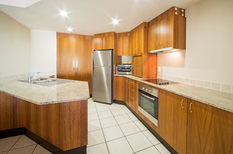 Portside Whitsunday Luxury Holiday Apartments - Tourism Adelaide 8