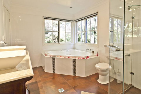 Curtis Falls Cottage - Tourism Adelaide 5