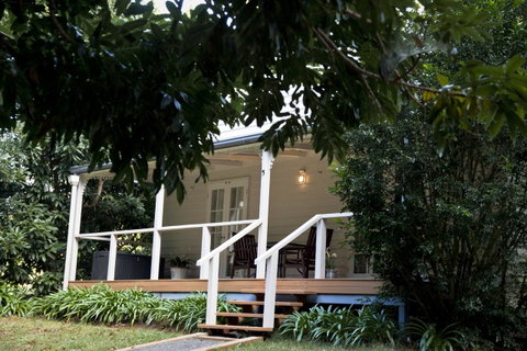 Curtis Falls Cottage - Tourism Adelaide 12