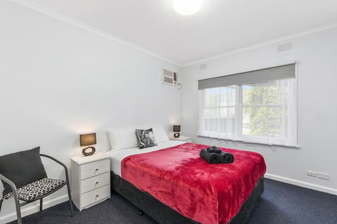 Wattle Grove Villa - Tourism Adelaide 1