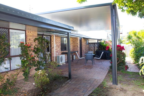 Wellington Parade 1/15a, Shelly Beach, Caloundra - Tourism Adelaide 2