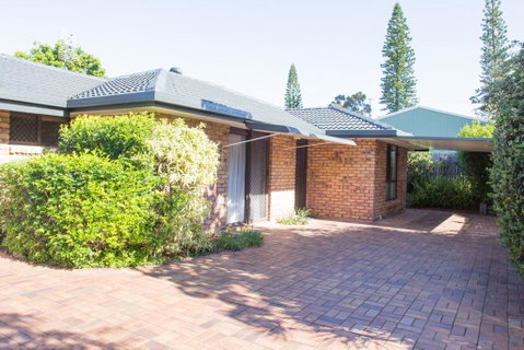 Wellington Parade 1/15a, Shelly Beach, Caloundra - Tourism Adelaide 1