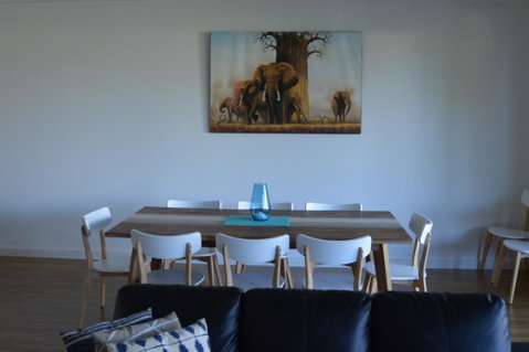 Western Breeze - Tourism Adelaide 3