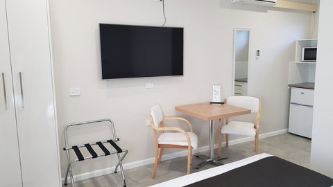 Wingham Motel - Tourism Adelaide 2