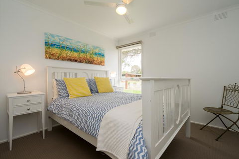 Xanadu Shores - Tourism Adelaide 1