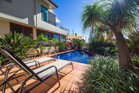 Yamba Beach Motel - Tourism Adelaide 1