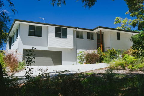 YARINGA - Retreat Style Accomodation With Swimming Pool - Tourism Adelaide 1