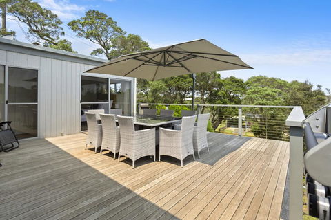 YOU, ME AND THE SEA - BLAIRGOWRIE - Tourism Adelaide 2