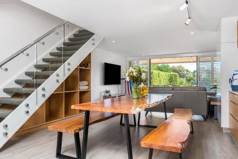 A Perfect Stay - 4 James Cook Apartments - Tourism Adelaide 3