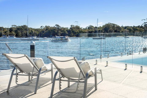 Affordable Riverfront, Pool, Private Pontoon - Tourism Adelaide 1