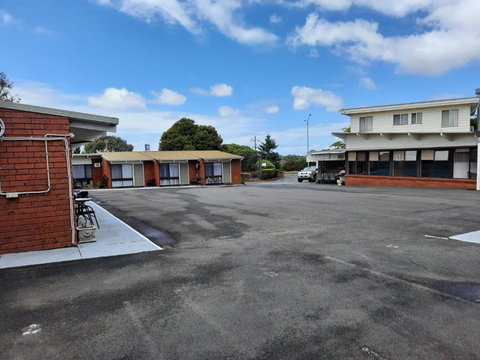 Abbotswood Motor Inn - Tourism Adelaide 3