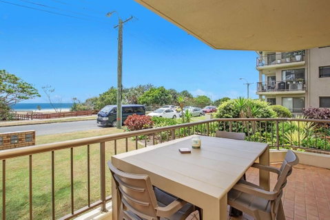 Absolute Beachfront Apartment! - Tourism Adelaide 0