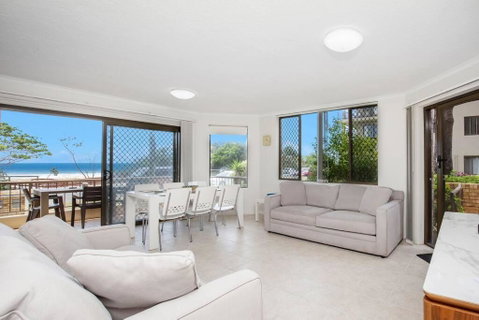 Absolute Beachfront Apartment! - Tourism Adelaide 3