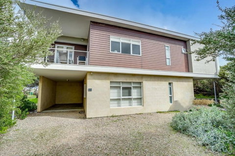 Absolute Luxury Beachfront - Middleton - BYO Linen - Tourism Adelaide 1