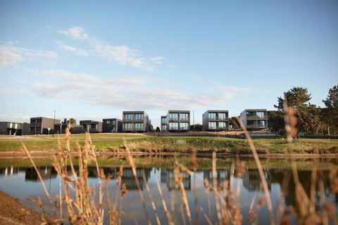 Accommodation @ Curlewis - Tourism Adelaide 0