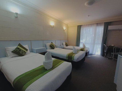 Admiral Nelson Motor Inn - Tourism Adelaide 2