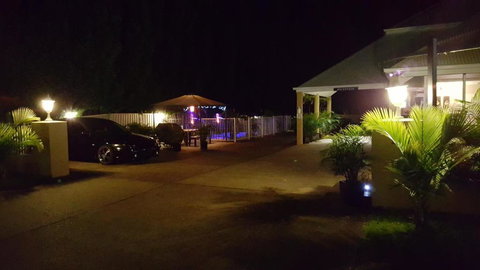 Admiral Nelson Motor Inn - Tourism Adelaide 3