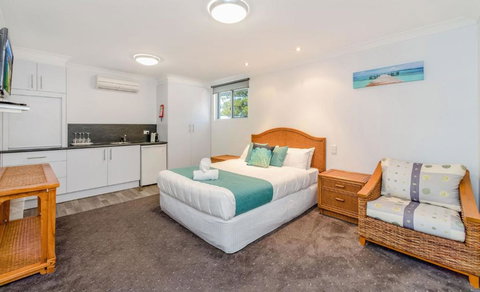 Adrift Apartments - Tourism Adelaide 4