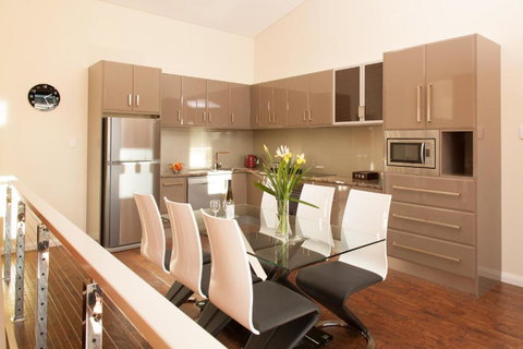 Albany Waves - Tourism Adelaide 0