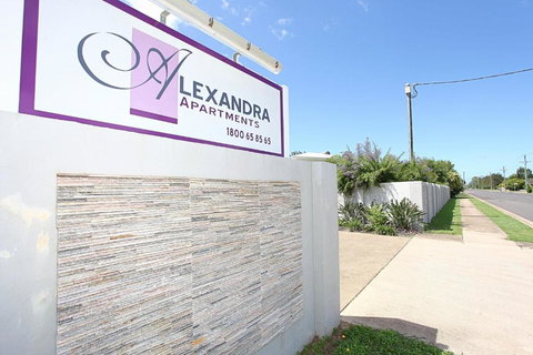 Alexandra Apartments - Tourism Adelaide 0